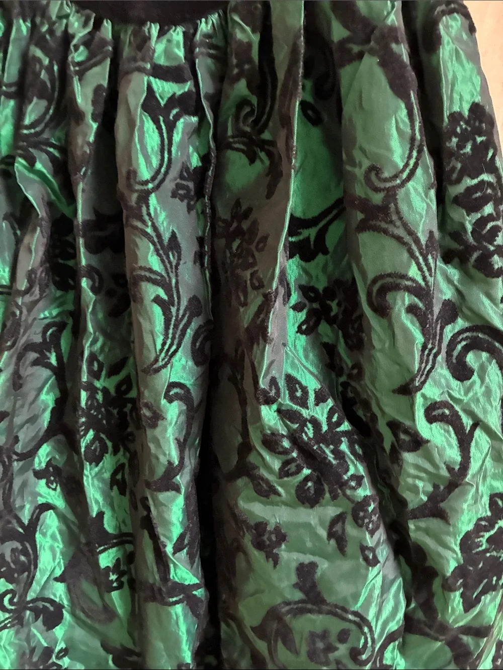 Gunne sax Black & Emerald Green Velvet Bodice Floral Skirt Party Dress